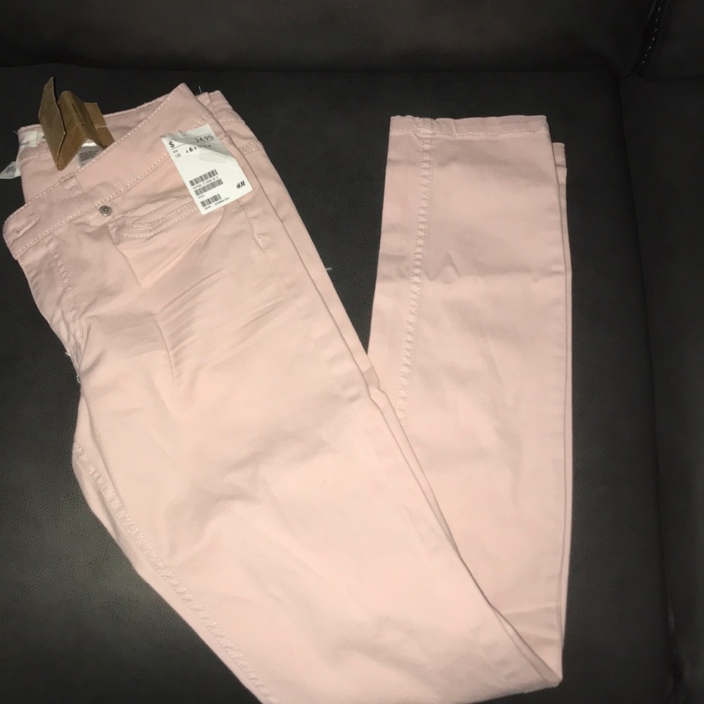 NWT H&M light pink slim pants